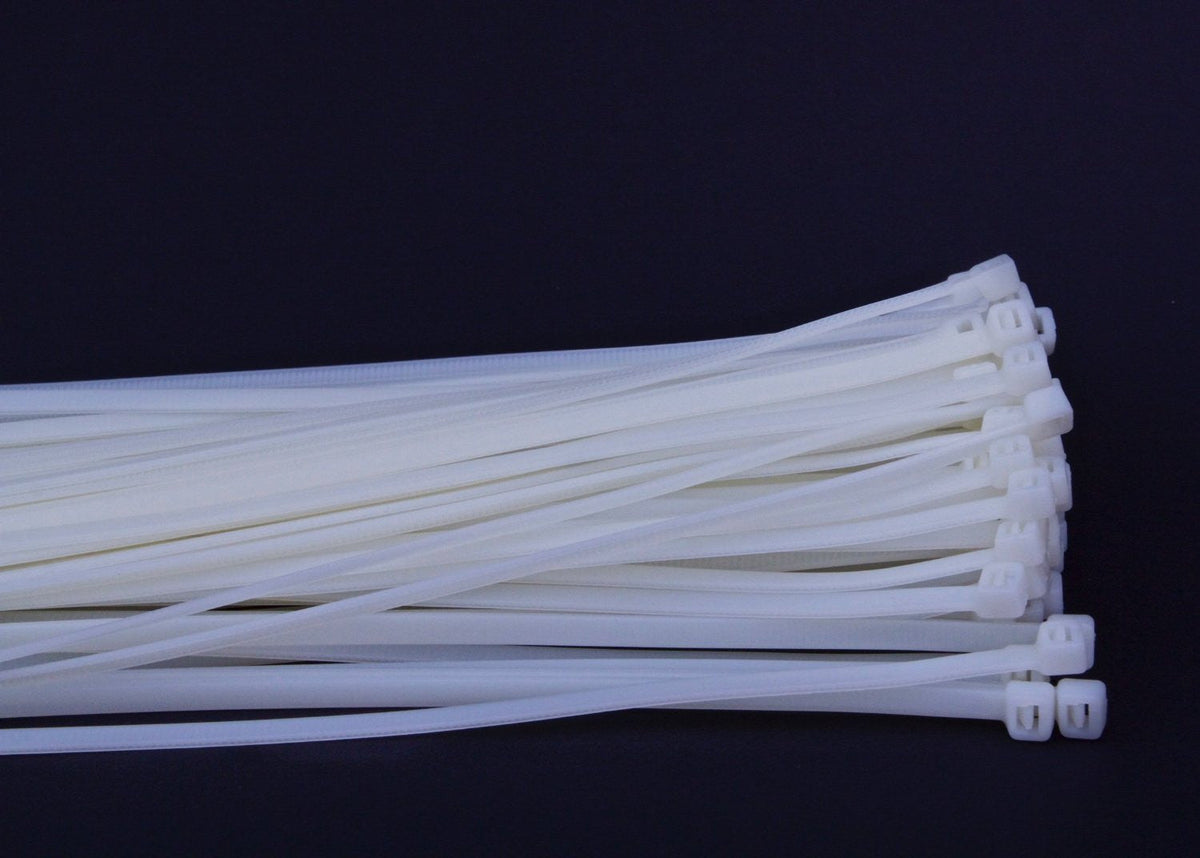 QualGear 14 in self-locking cable ties white 100 pack, side view.